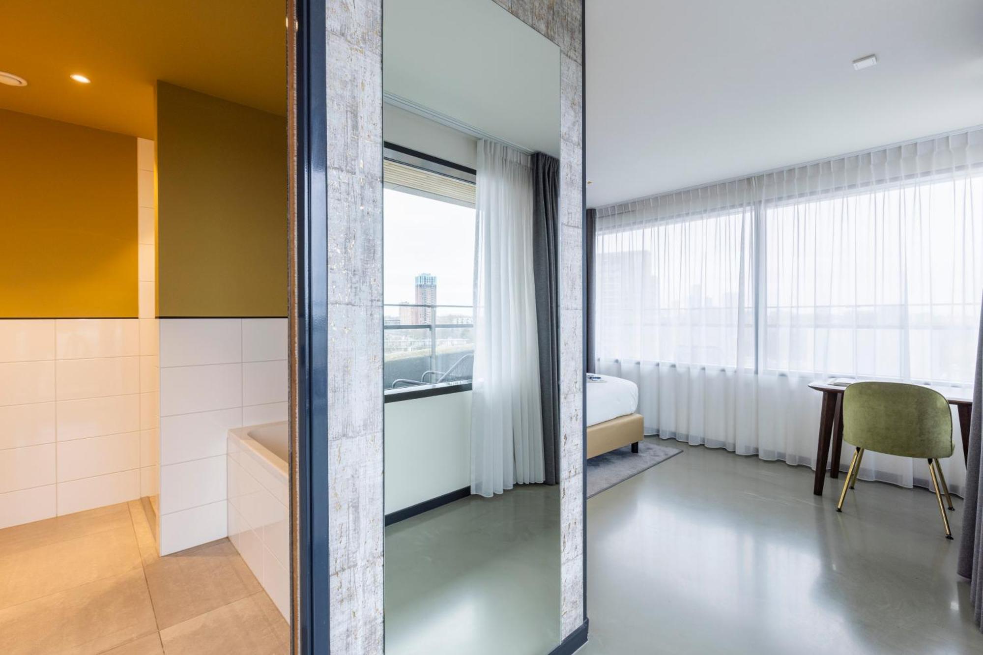 Fletcher Boutique Hotel Slaak-Rotterdam Bagian luar foto